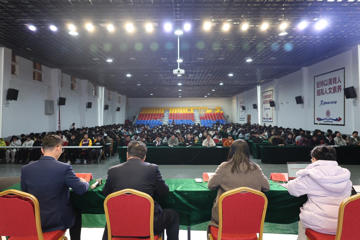 7c1886650eb57d203b2ca06f46198df