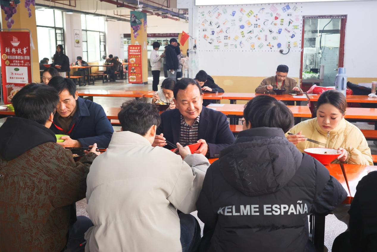 5aaf187f5d293cf924544f0f3da6992